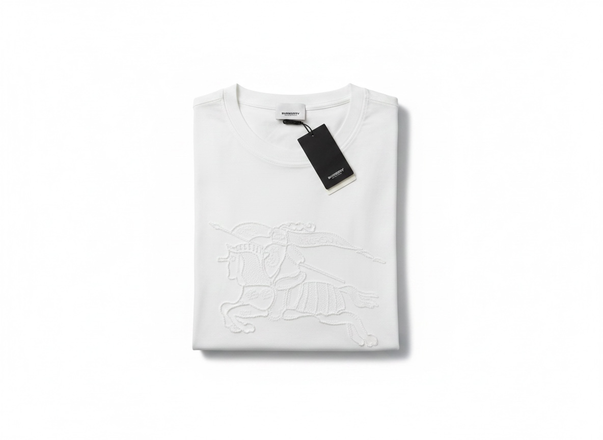 Burberry White Embroidered Knight T-Shirt 🤍✨ Premium Heritage Edition