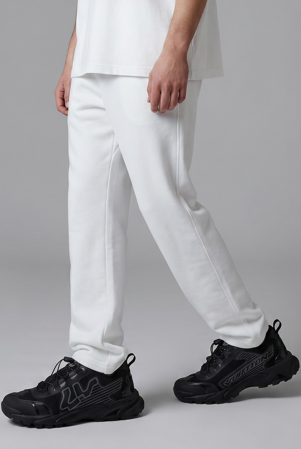 Louis Vuitton Trainer Sneaker – Iconic Monogram Elegance in Motion ✨