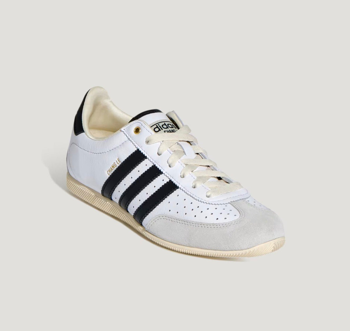 Adidas Chang Le – White Black 👟✨ - MASTERPIECE