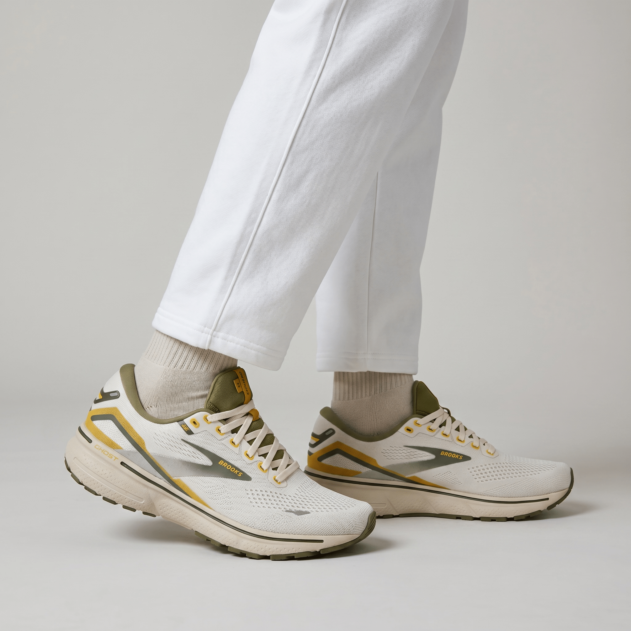 ๐ค๐ Brooks Adrenaline GTS 23 Running Shoes โ Cream Olive Edition ๐โโ๏ธโก - MASTERPIECE