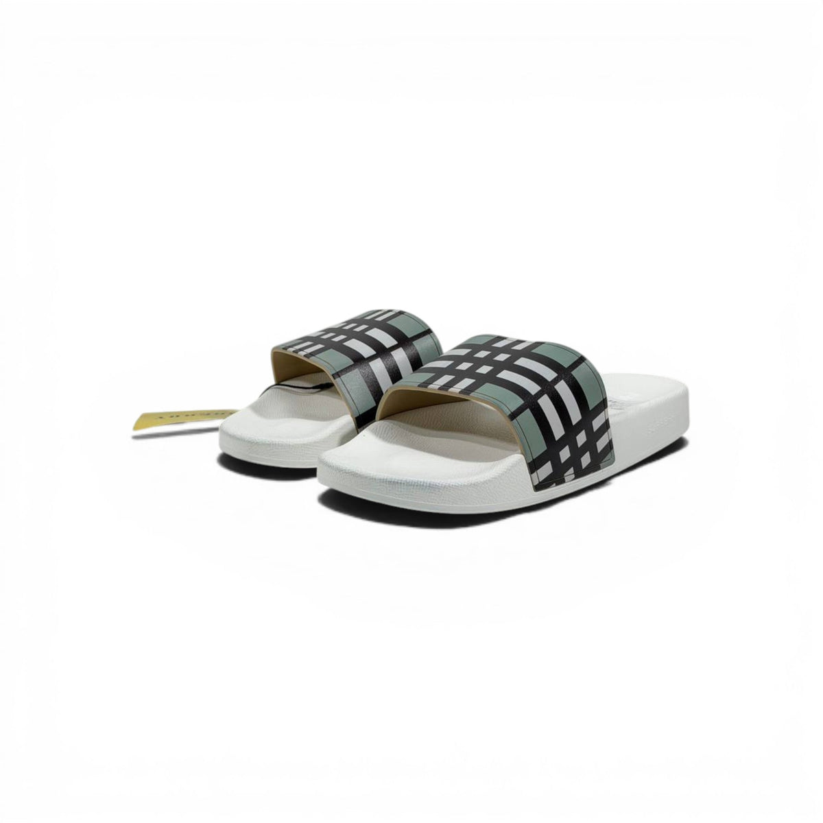 🤍✨ Burberry Slides – Check Pattern White Edition 🔥🩴 - MASTERPIECE