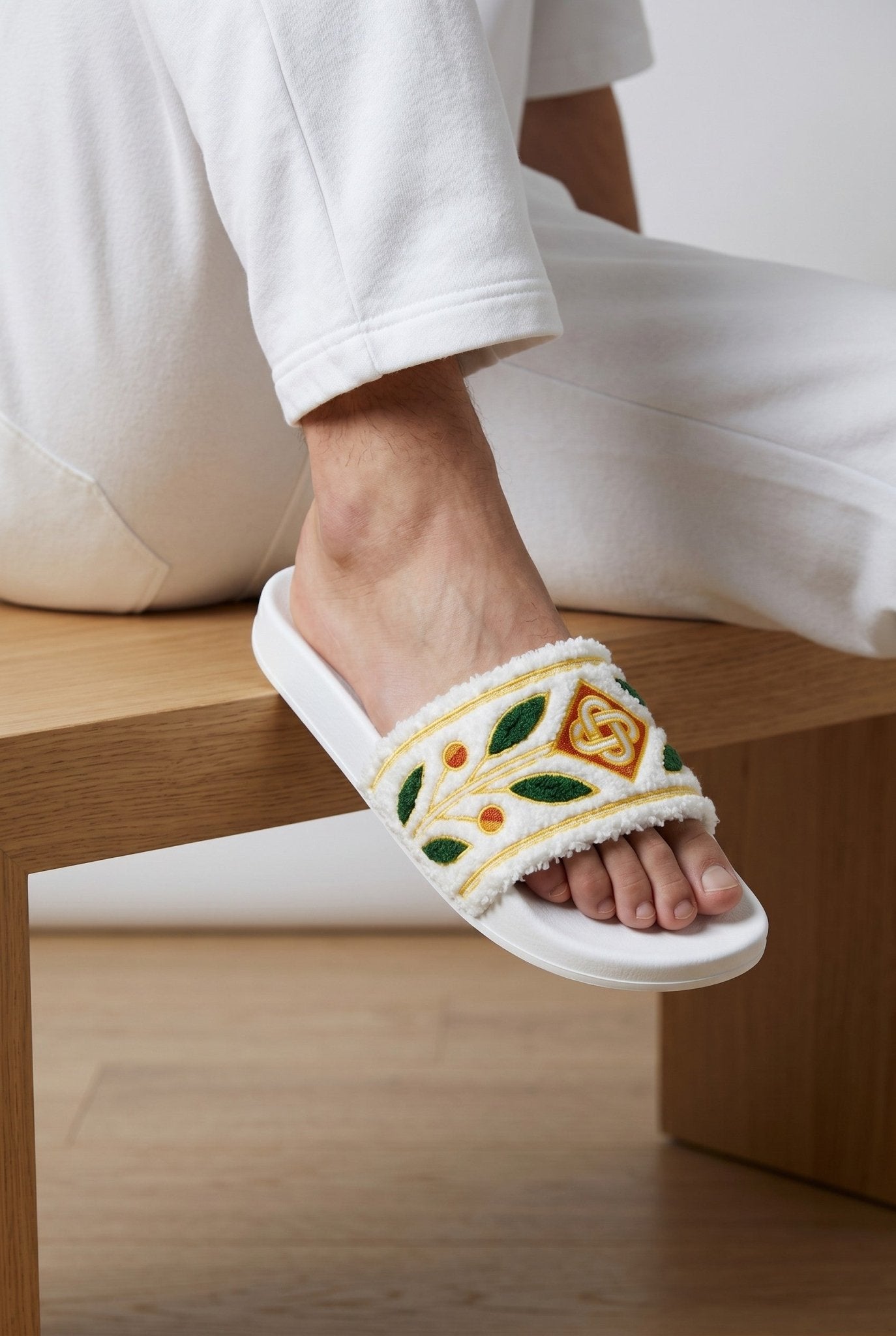 Casablanca Embroidered Terry Cloth Slides – White - MASTERPIECE