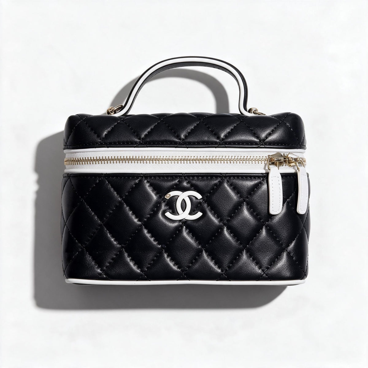Chanel Vanity Case Quilted Mini — Black - MASTERPIECE