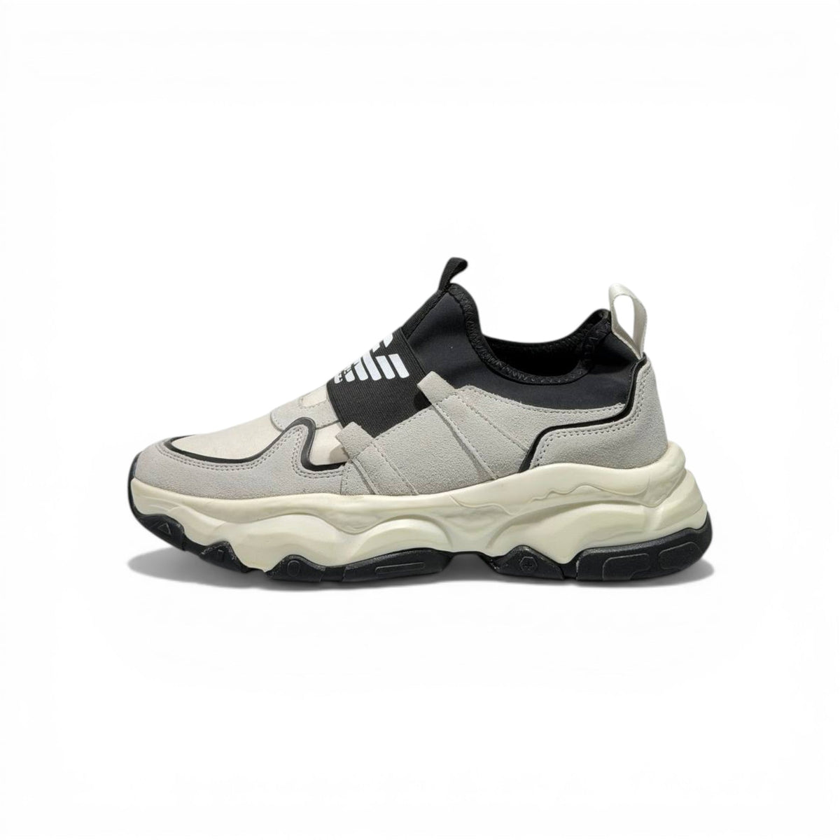 EMPORIO ARMANI Two-Tone Chunky Sneakers 👟⚡ | Bold Street Luxury & Slip-On Comfort - MASTERPIECE