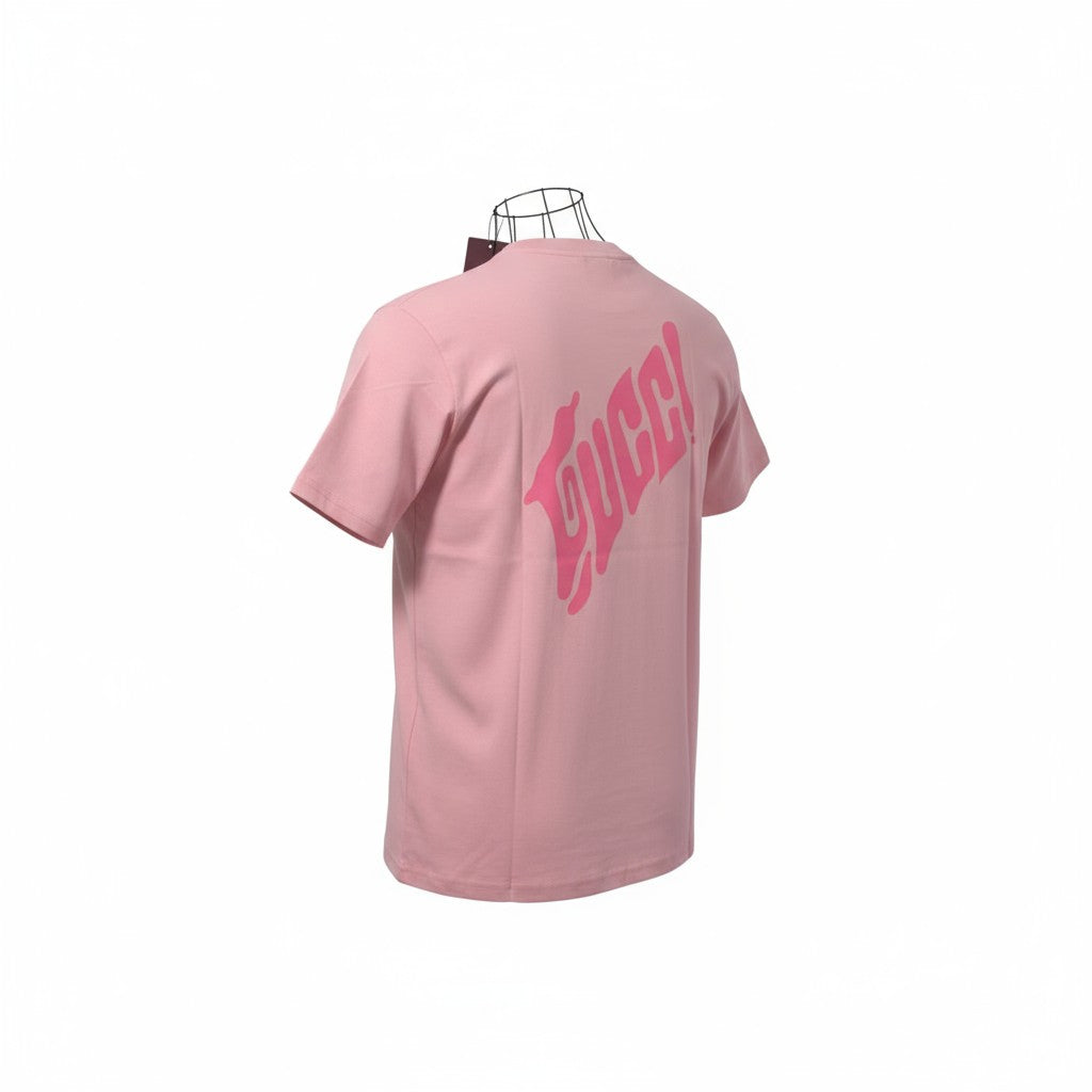 🎀 GUCCI Pink Graphic Logo Tee – Bold, Playful, Iconic! 💖