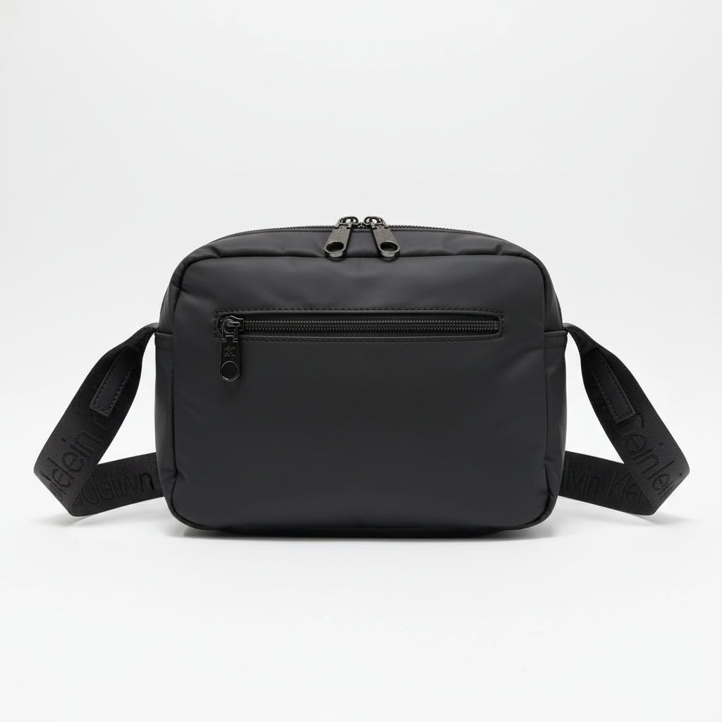 Calvin Klein Classic Black Messenger Crossbody Bag – Clean & Timeless 🖤👜