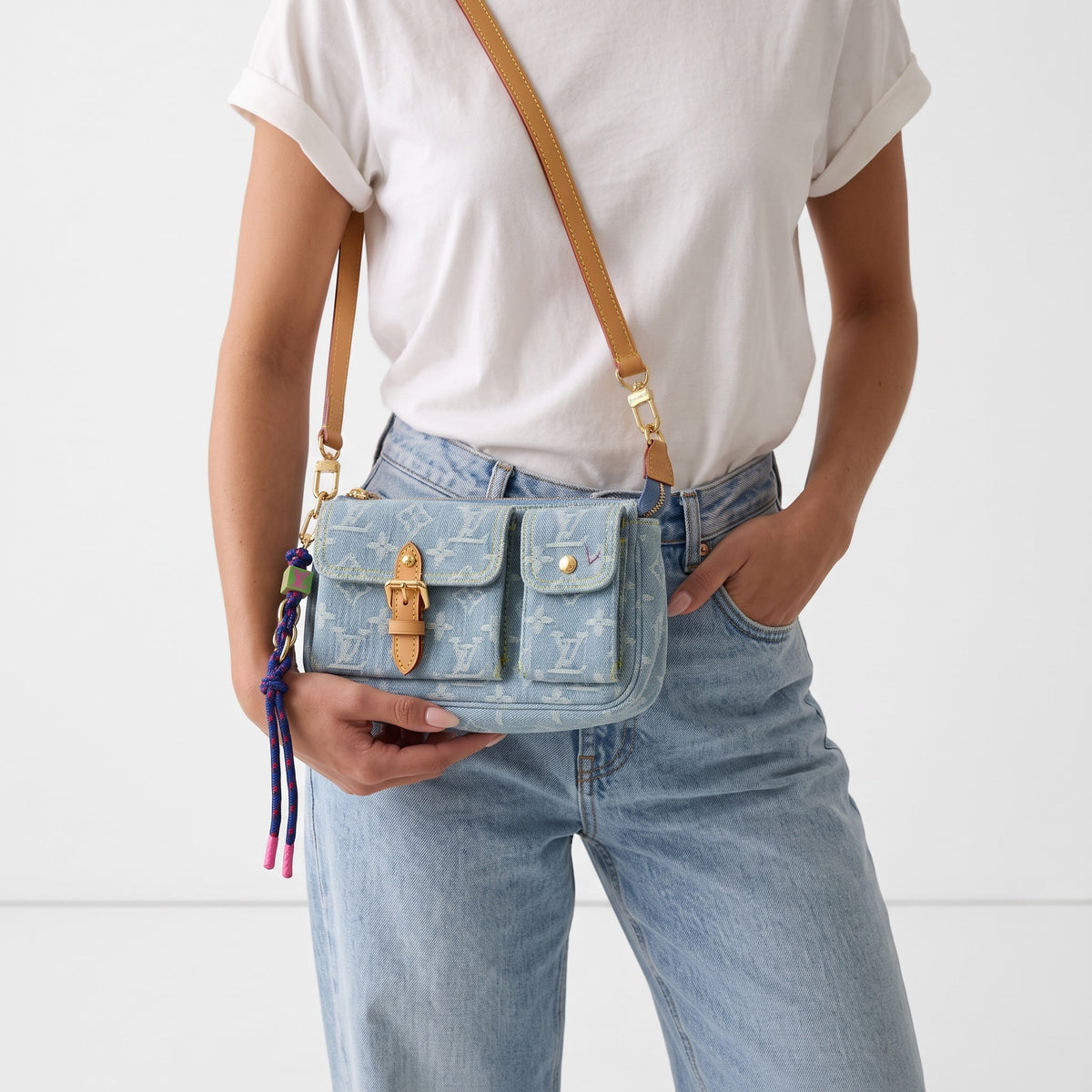 Louis Vuitton Denim Messenger – Light Blue 👜 - MASTERPIECE