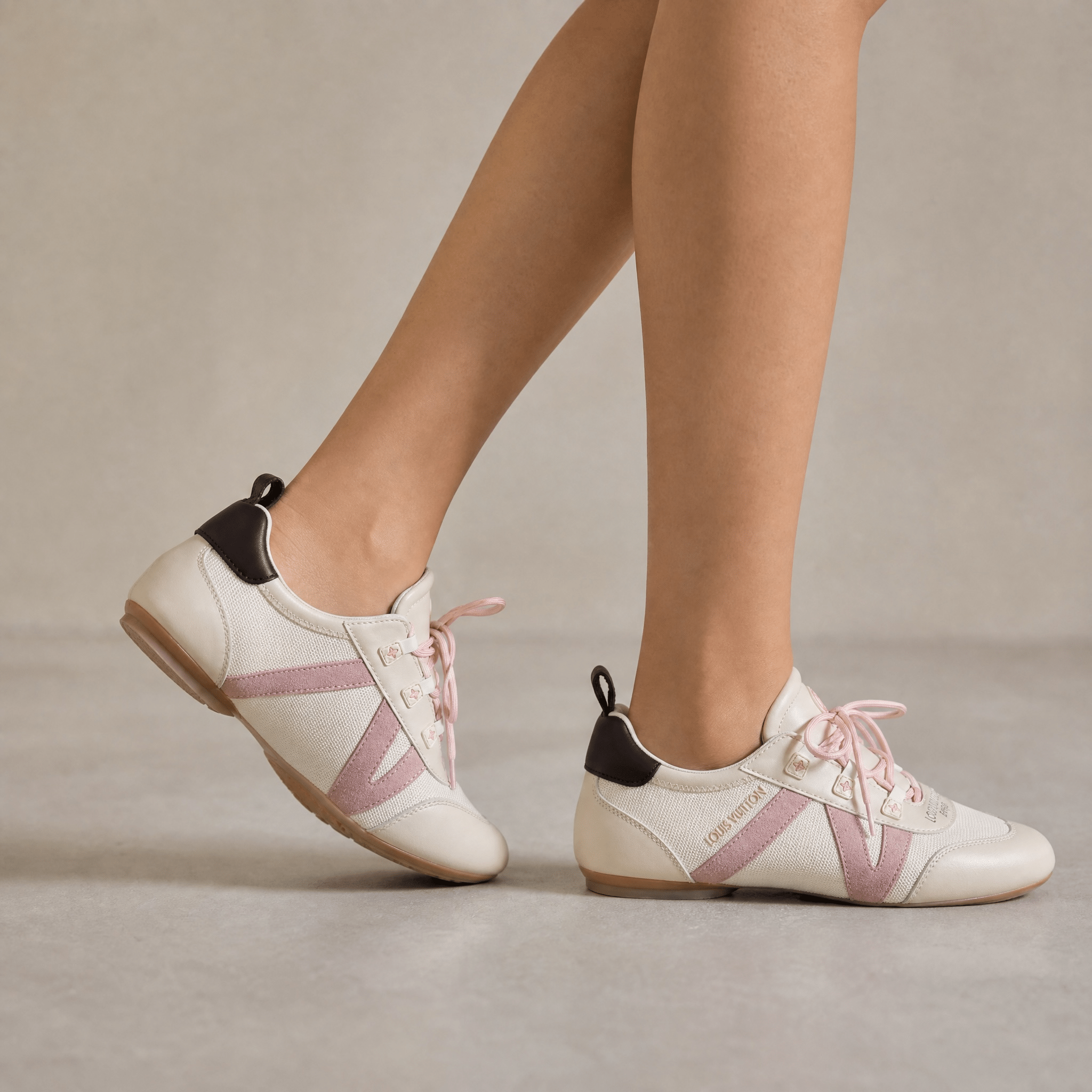 Louis Vuitton Feminine Retro Runner Sneakers 🌸✨ - MASTERPIECE