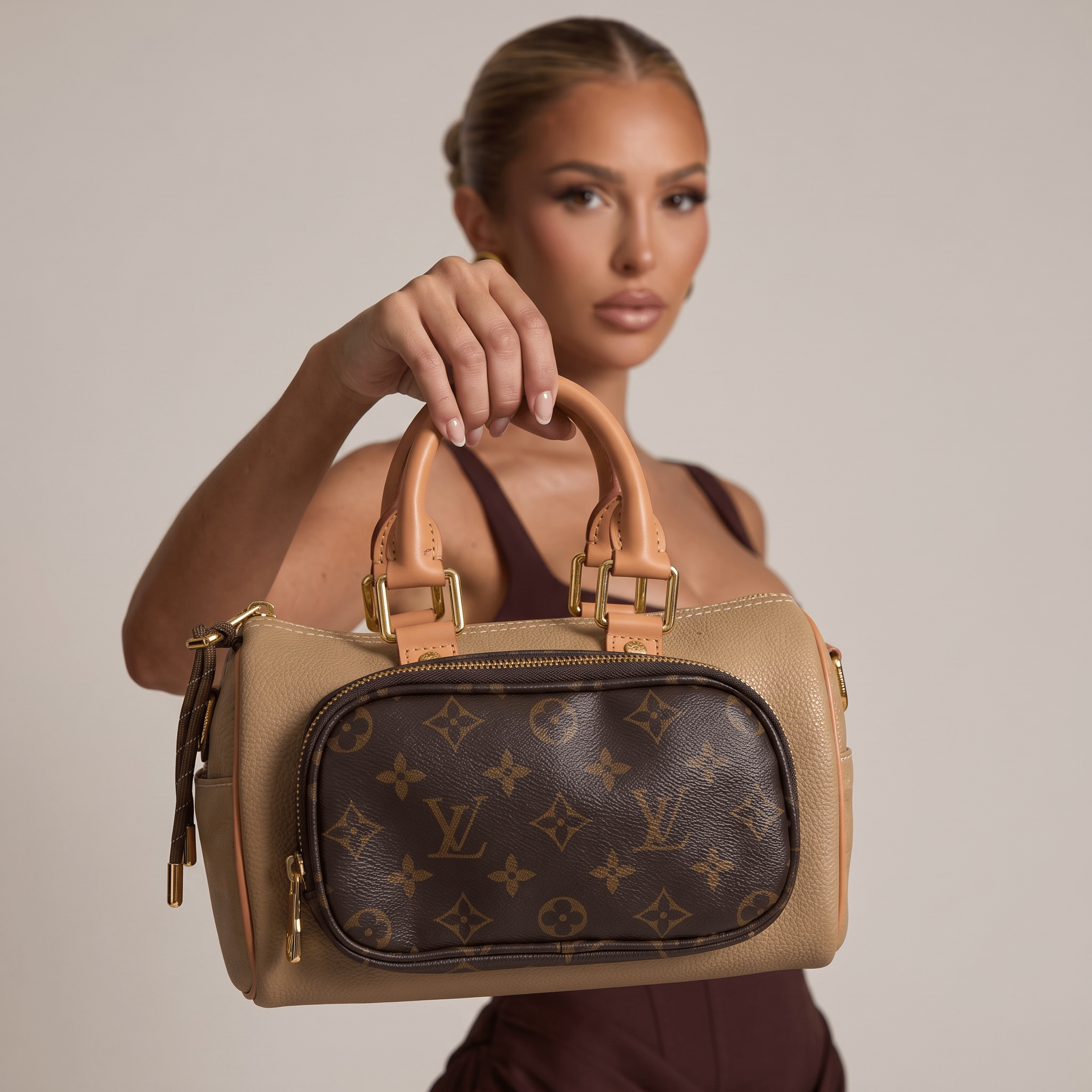 👜✨ Louis Vuitton Keepall Bandoulière 25 – Beige Monogram 🤎 - MASTERPIECE
