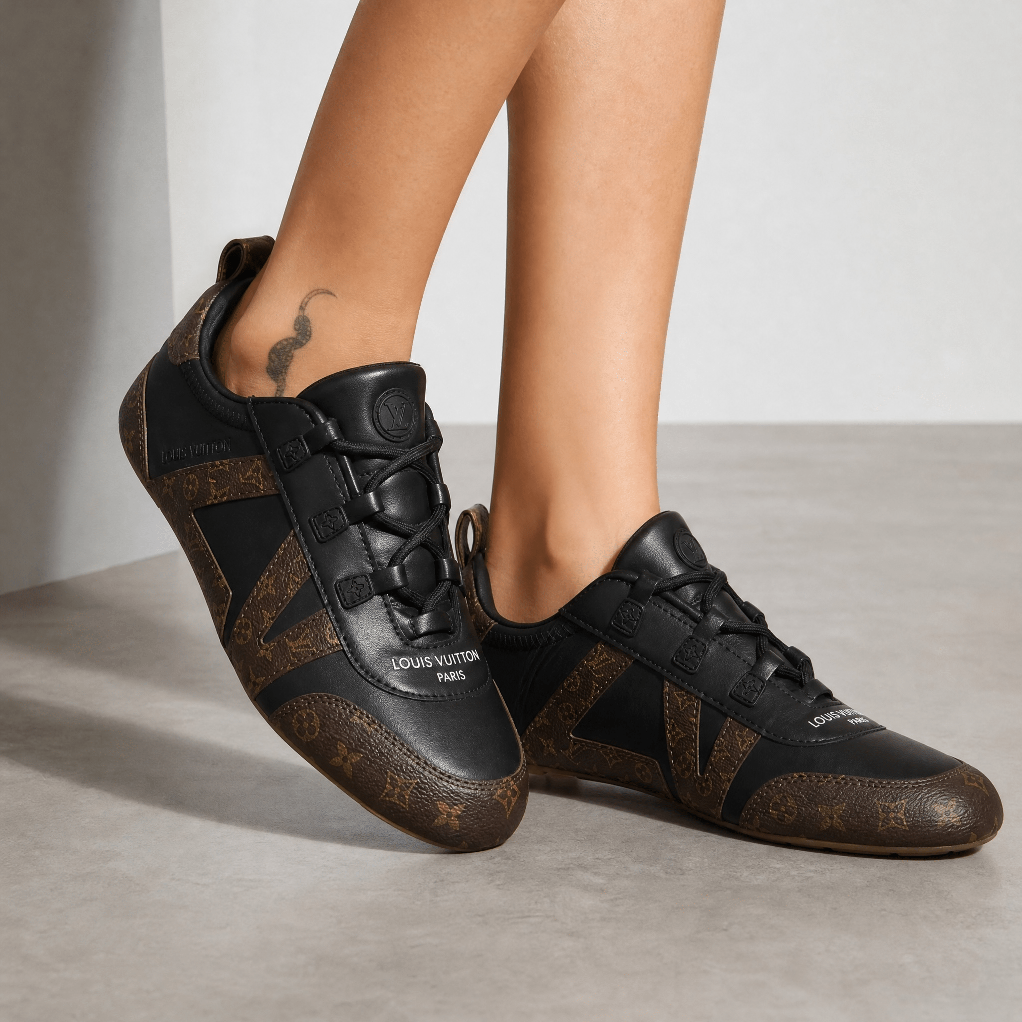Louis Vuitton Monogram Black Retro Sneakers 🖤✨ - MASTERPIECE