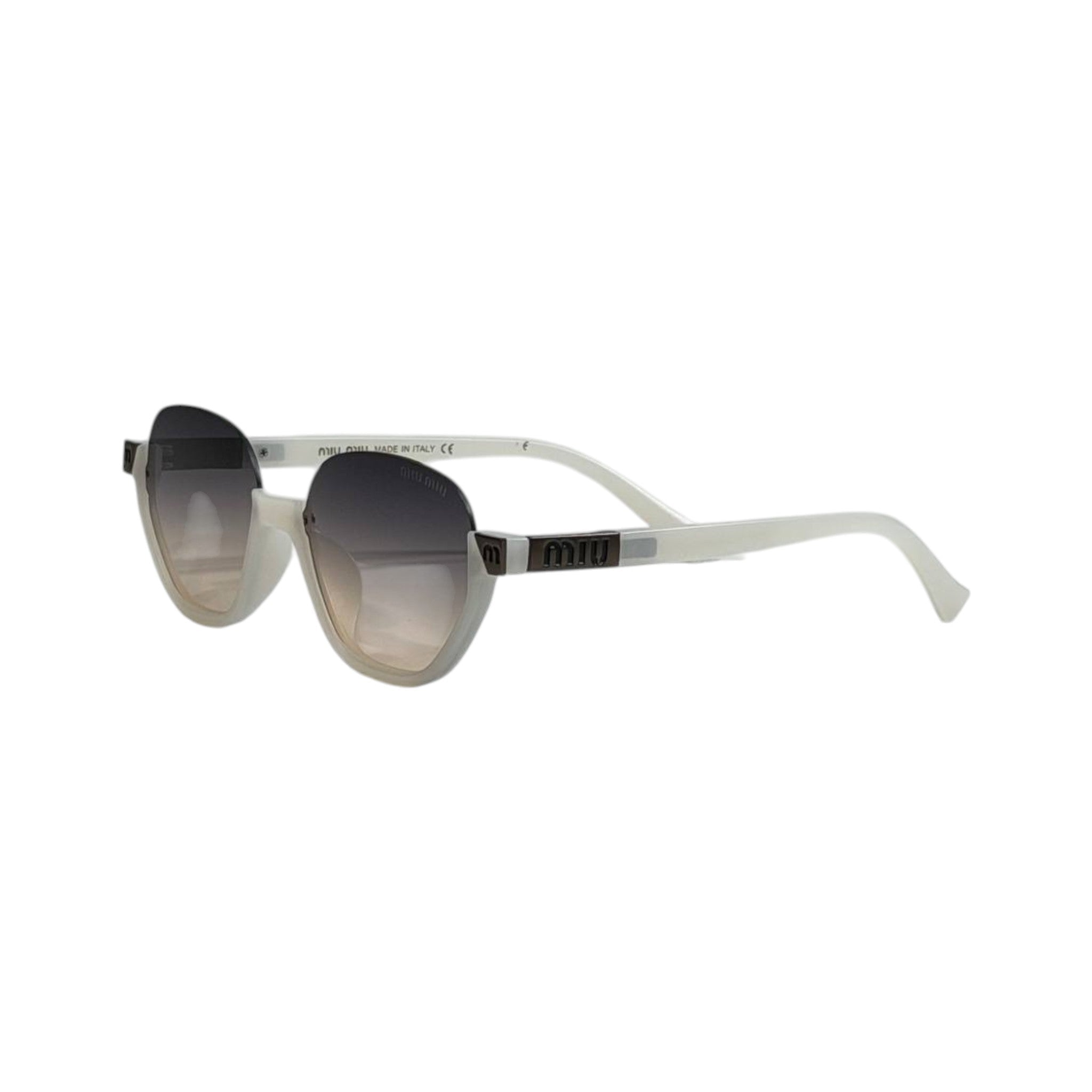 Miu Miu Luxe Oversized White Sunglasses 🤍✨ Chic Designer Glam Eyewear - MASTERPIECE