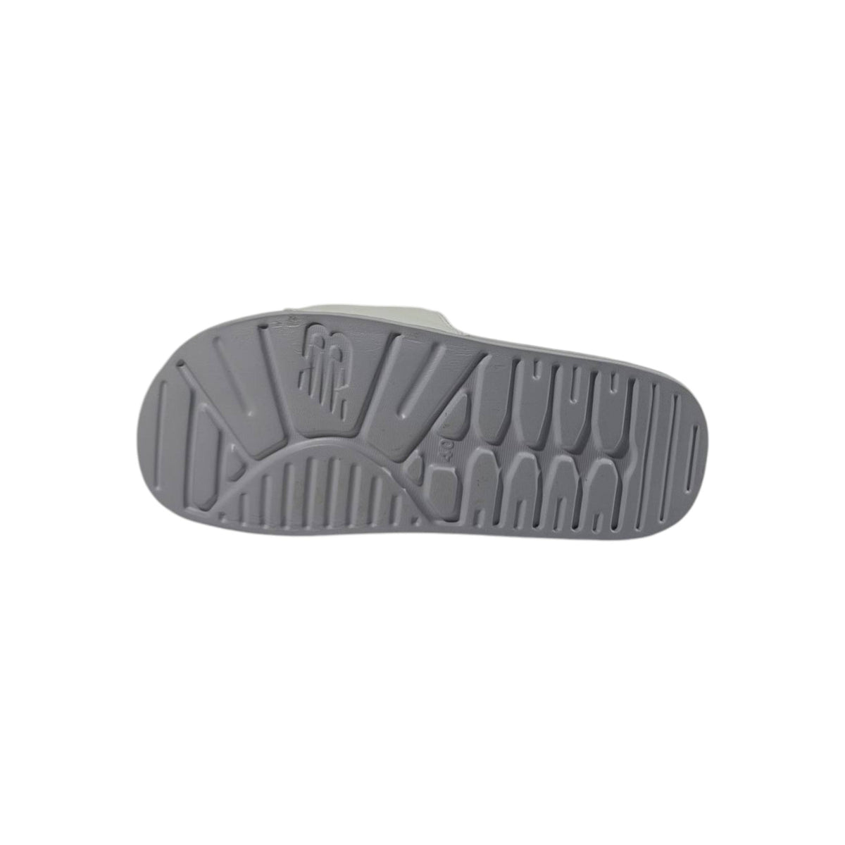 ⚡ New Balance Black & White Comfort Slides – Clean. Classic. Powerful. 🤍🖤 - MASTERPIECE