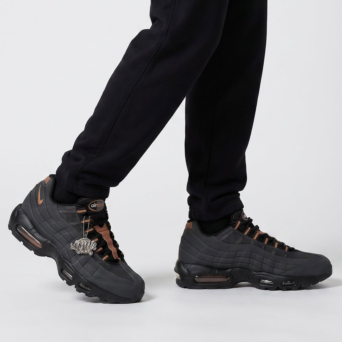 Nike Air Max 95 Black Rose Gold Luxury Streetwear Sneakers – Premium Cushioned Lifestyle Running Shoes - MASTERPIECE