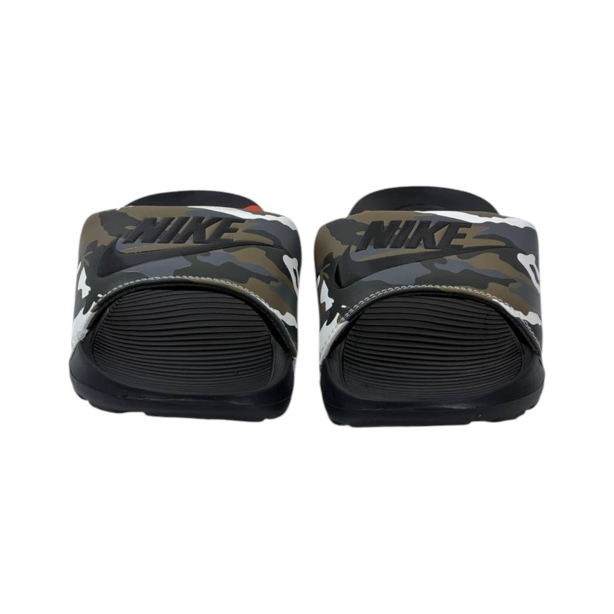 Nike Tech Camo Slides – Military Edition 🪖🔥 - MASTERPIECE