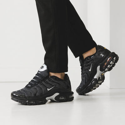 Nike Tuned Air Max Runner — Black
