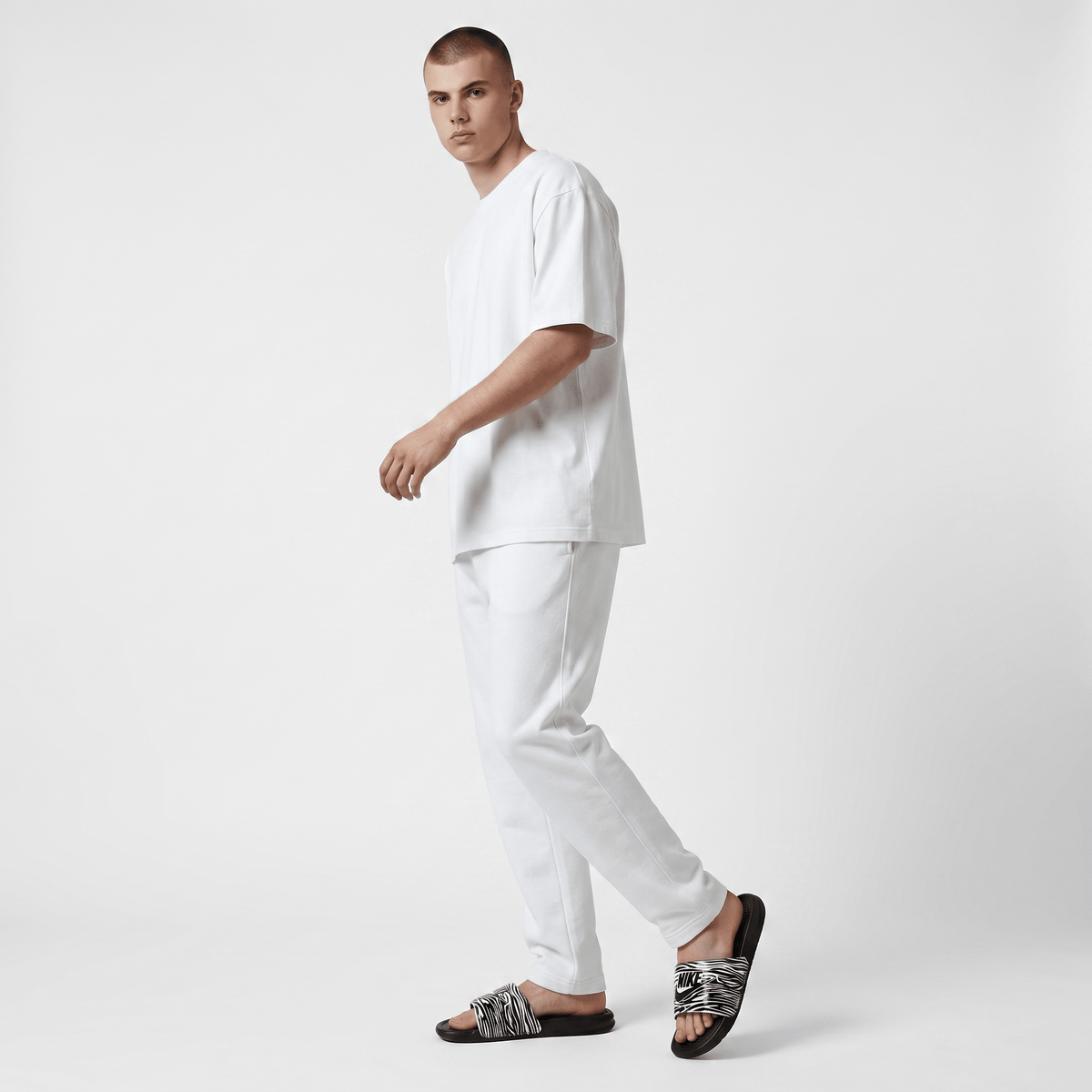NIKE Zebra Slide Sandals – Black & White Edition 🖤⚡ - MASTERPIECE