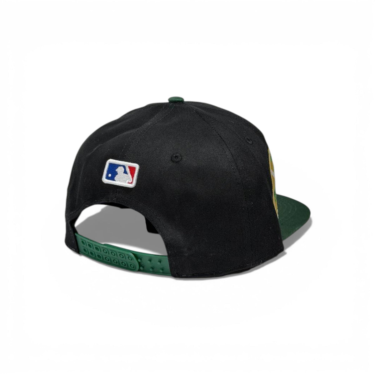 Oakland A’s Embroidered Snapback Cap — Black - MASTERPIECE