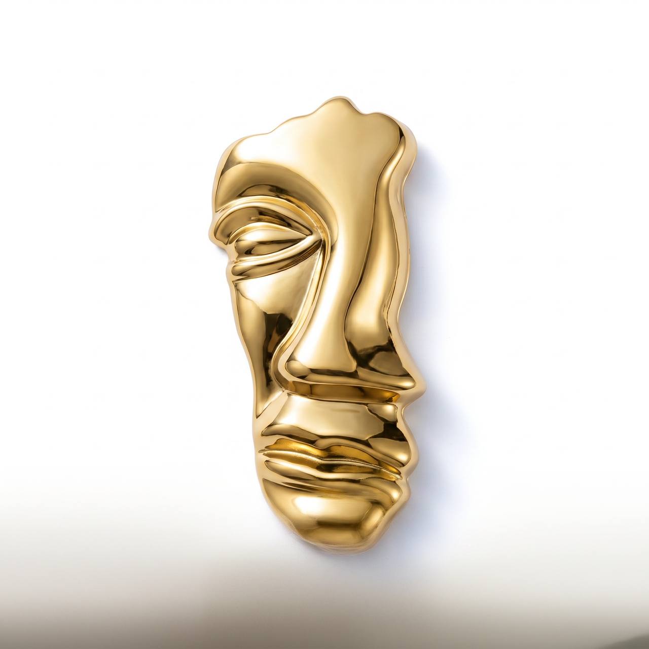🎭✨ Sculpted Gold Abstract Face Statement Brooch