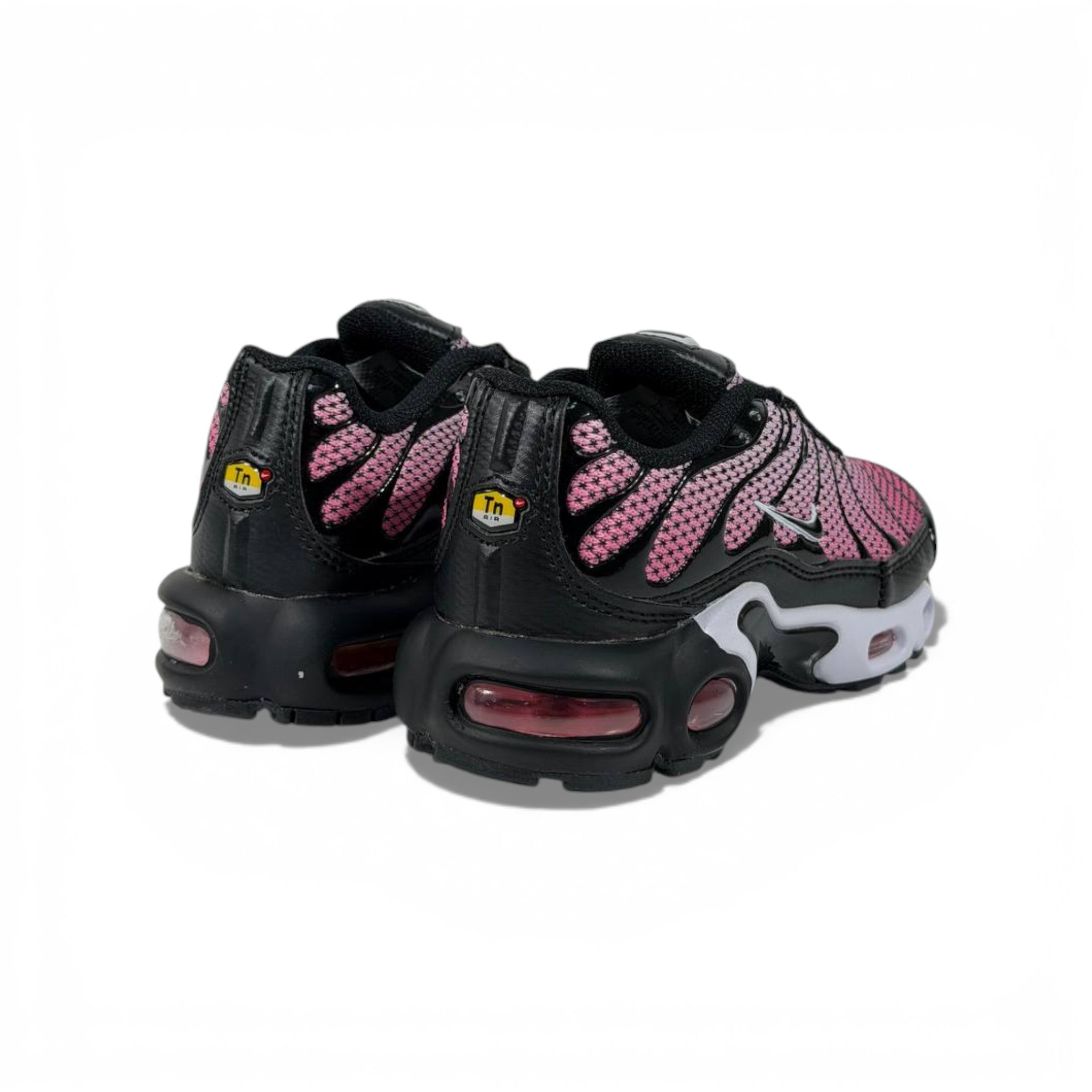 Nike Air Max TN Kids Sneakers – Pink & Black Sporty Comfort 👟💖