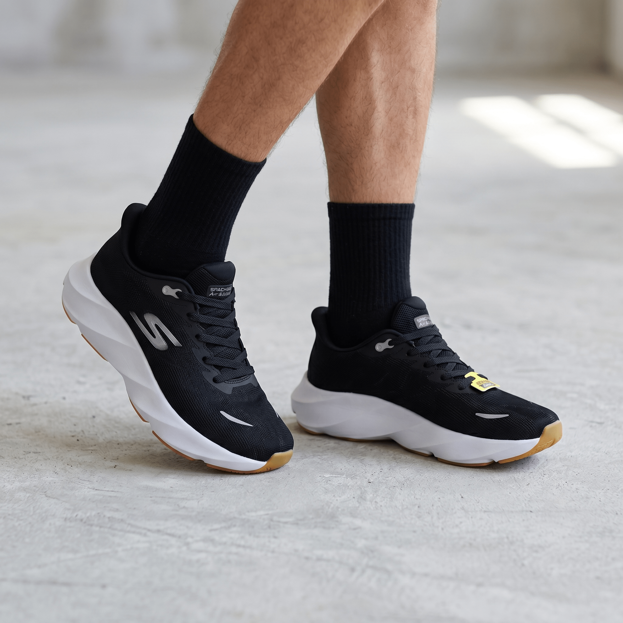 🖤 Skechers GO RUN Performance Sneakers – Black/White - MASTERPIECE