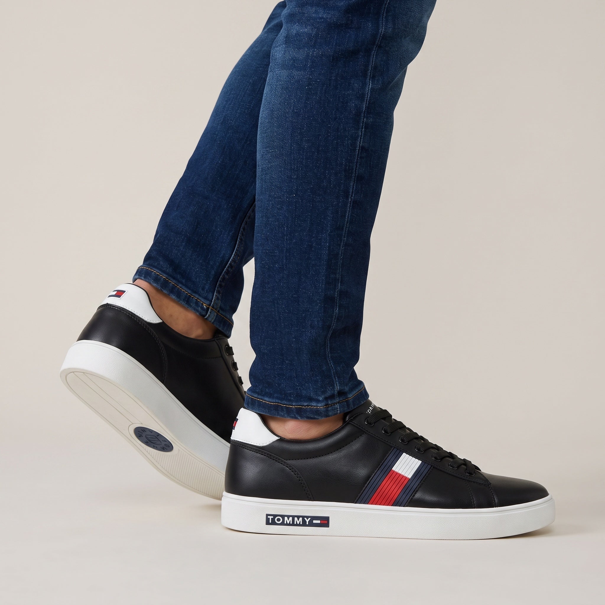 Tommy Hilfiger Court Sneaker – Black Flag 🇺🇸 - MASTERPIECE