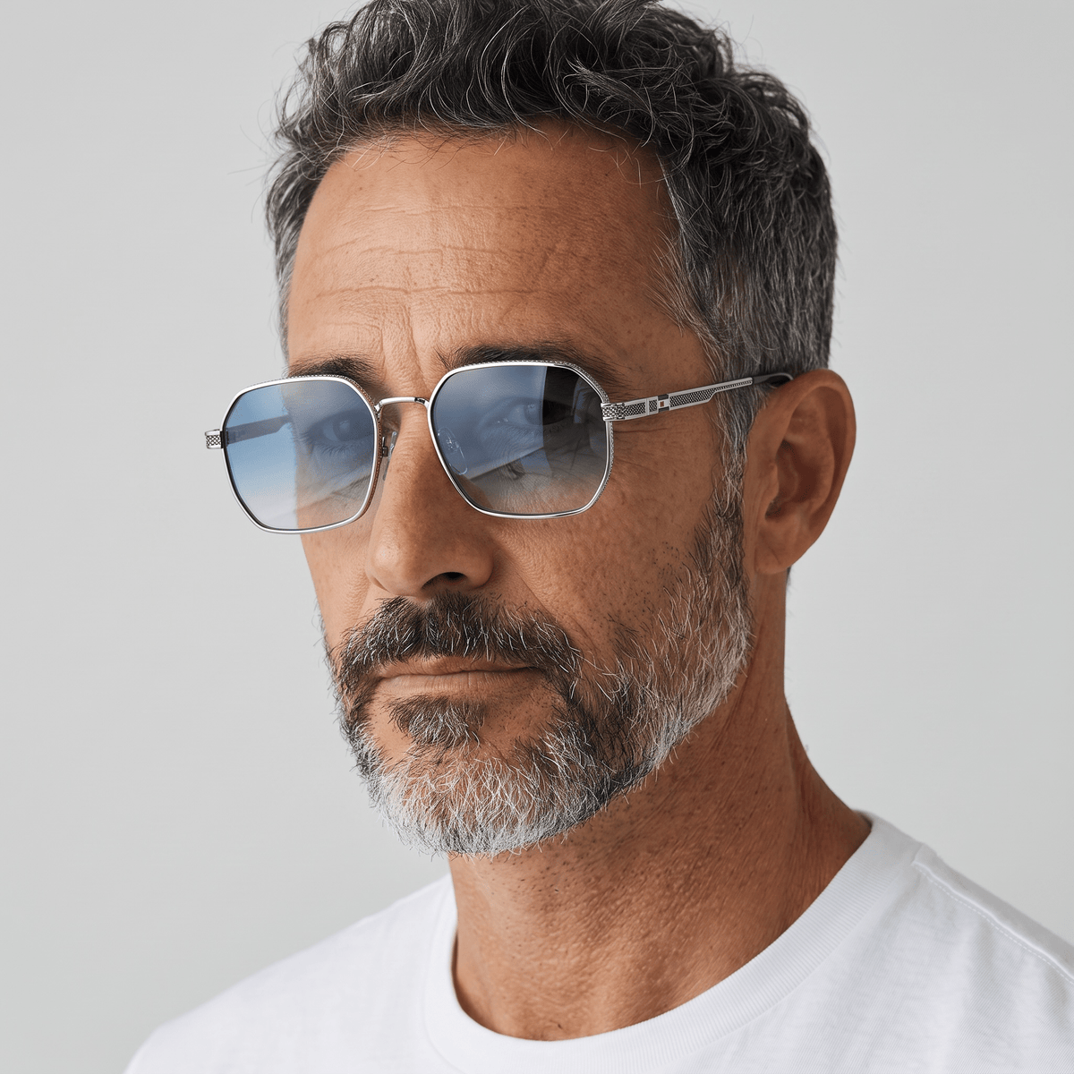 🕶️ Tommy Hilfiger Silver Square Sunglasses – Modern Luxury & Everyday Style 💙✨ - MASTERPIECE