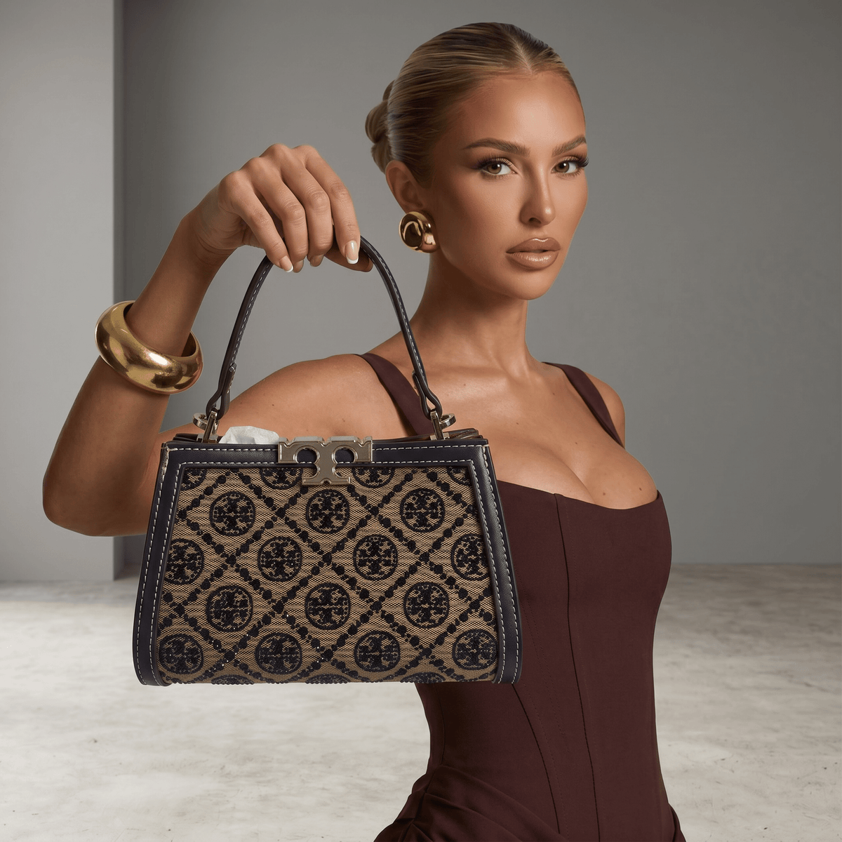 Tory Burch Monogram Mini Top Handle Bag – Navy & Beige Canvas Luxury 👜✨ - MASTERPIECE