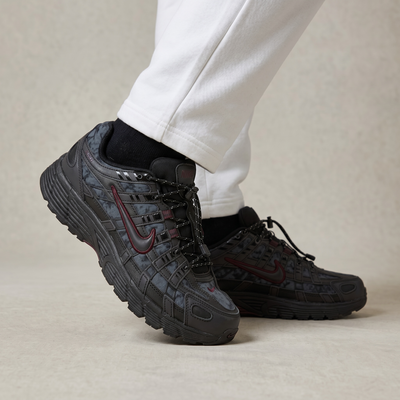 Nike Black Tech Runner Sneakers 🖤🔥 Performance Street Style