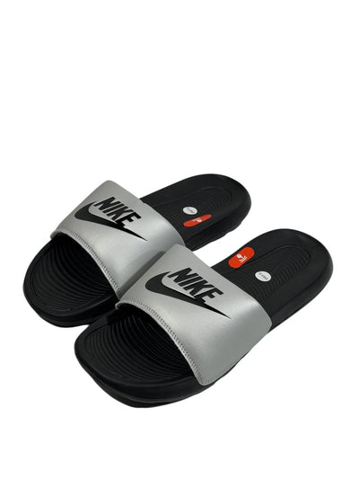 NIKE Comfort Slides – Grey & Black Edition 🖤⚡