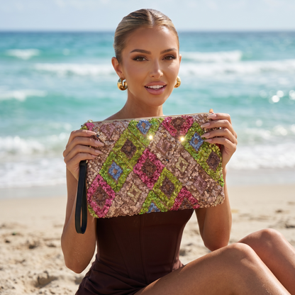 Diamond Sequin Wristlet Clutch ✨💎👝