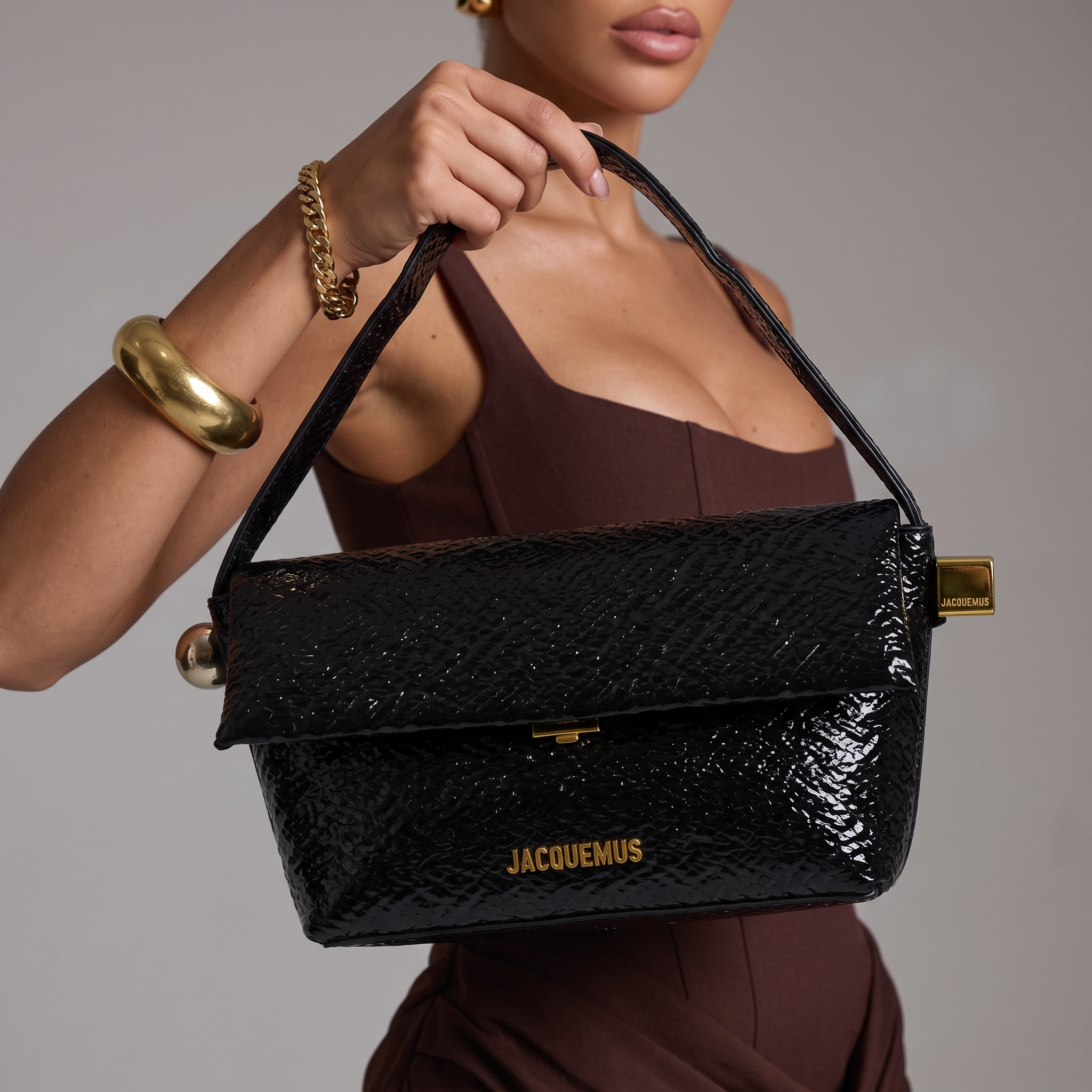 🖤 Jacquemus Patent Leather Shoulder Bag
