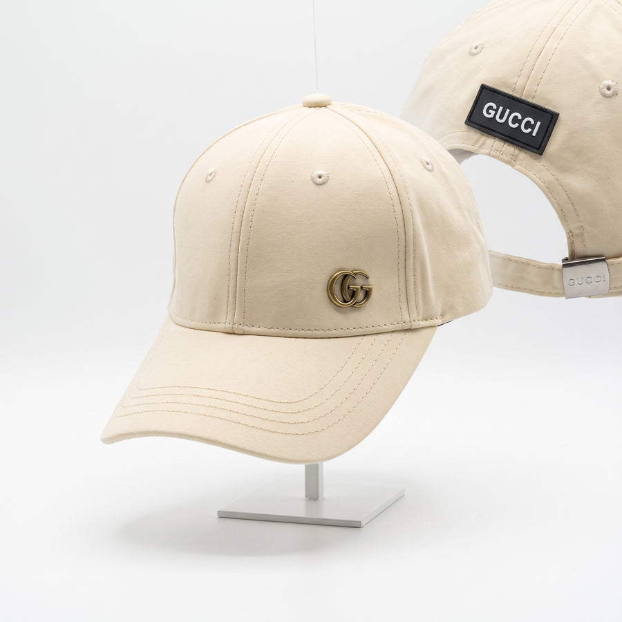 Gucci Classic Logo Baseball Cap – Beige 🤍🧢