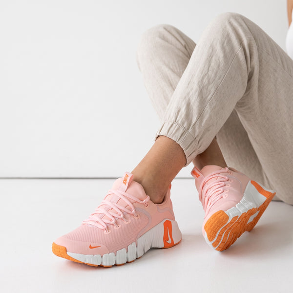 Nike Chunky Runner – Pink & Orange Athletic 👟