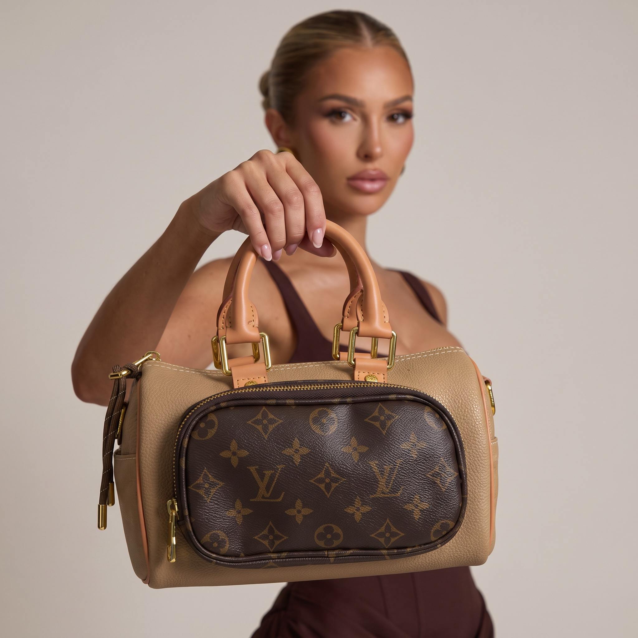 👜✨ Louis Vuitton Keepall Bandoulière 25 – Beige Monogram 🤎