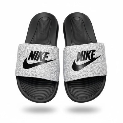 Nike Black & White Logo Slides ⚫🤍 | Clean Sport Everyday Essential 👟🔥
