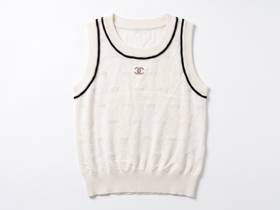 🤍 Chanel Knit Sleeveless Logo Tank Top – White (one size)
