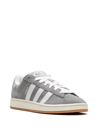 Adidas Campus low-top grey suede sneakers with white 3‑Stripes and gum sole