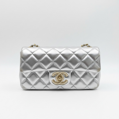 ✨ Chanel Silver Quilted Chain Bag – Crystal CC Metallic Shoulder Bag