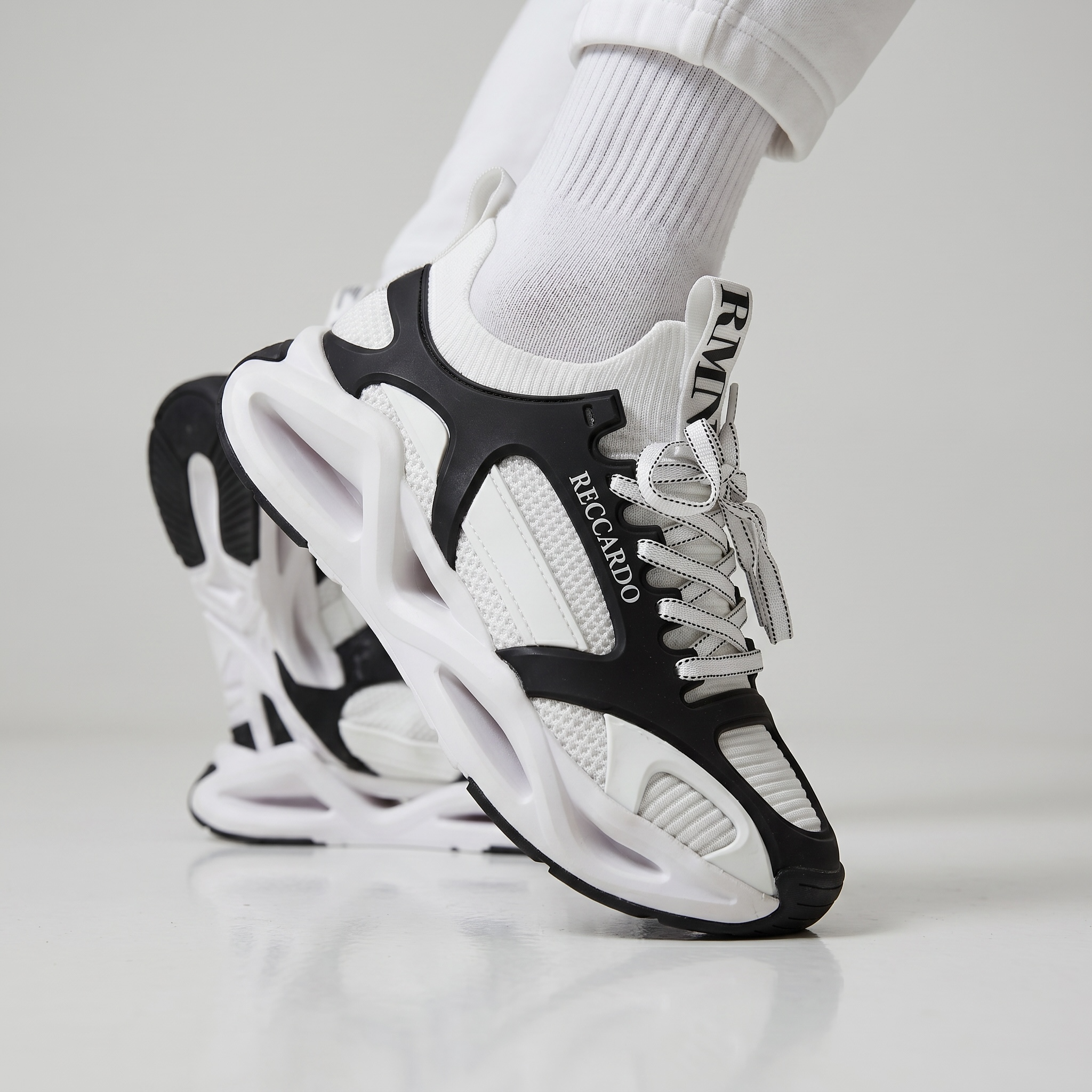 🖤🤍 Armani Reccardo Futuristic Chunky Sneakers 👟⚡