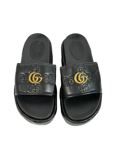 GUCCI GG Embossed Slide Sandals – Black Edition 🖤✨
