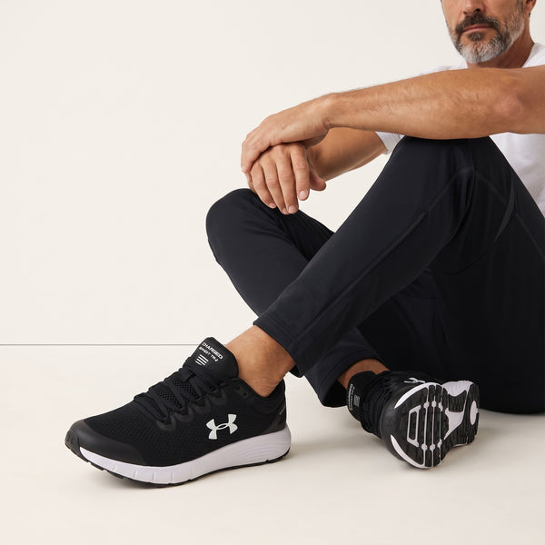 Under Armour Charged Runner – Black 👟🏃‍♂️