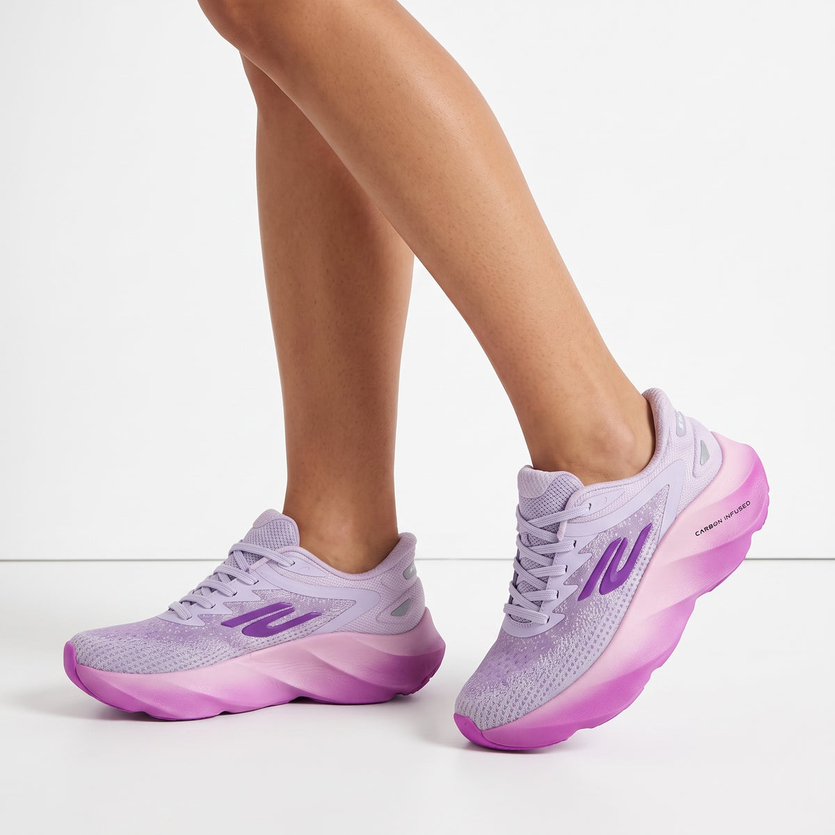 Lilac gradient Skechers sneakers with mesh upper and thick cushioned sole