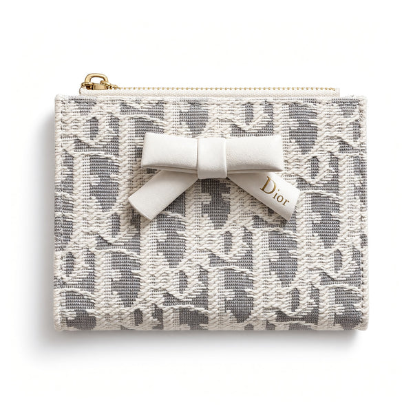 Dior Compact Wallet – Chalk Bow 🤍