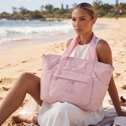 🩷 Alo Yoga Everyday Utility Tote Bag ✨