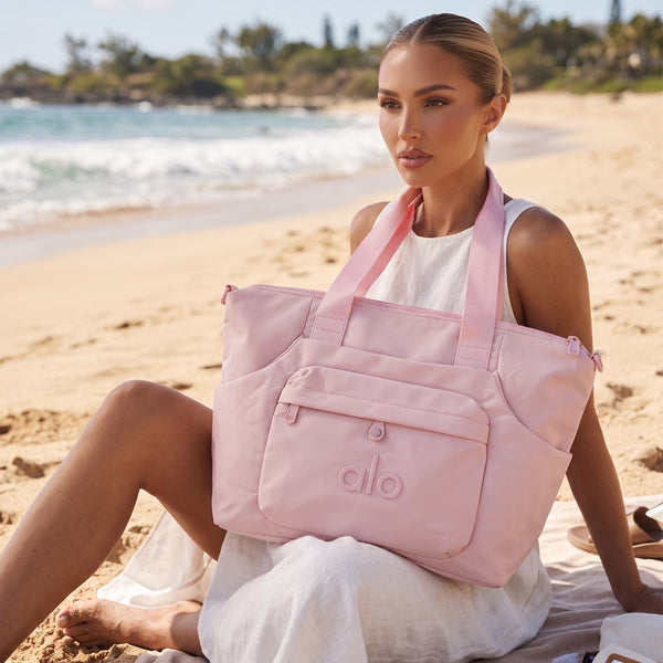 🩷 Alo Yoga Everyday Utility Tote Bag ✨