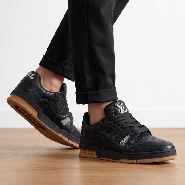 Louis Vuitton Trainer – Black Gum 🖤👟