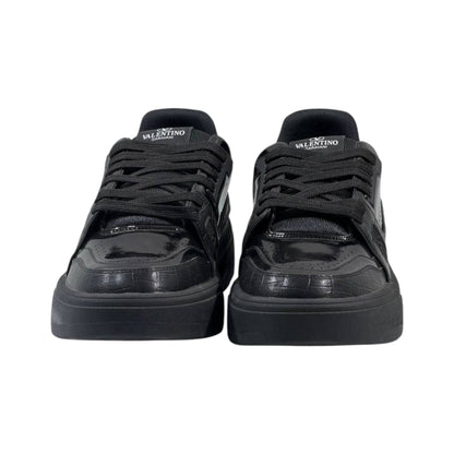 🖤 Valentino Garavani All-Black Platform Sneakers 👟🔥