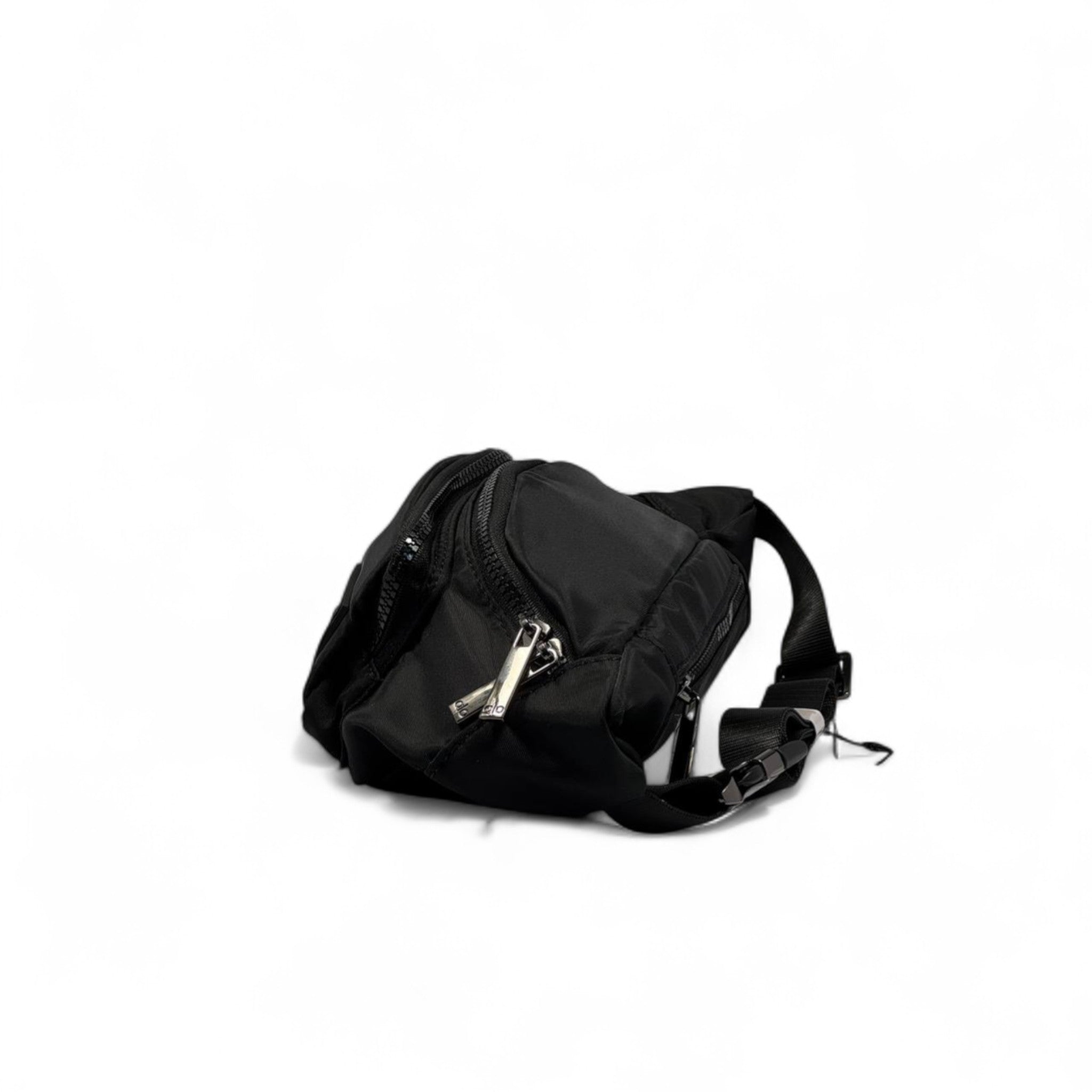 Alo Black Belt Bag – Sleek Streetwear Crossbody 🖤