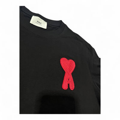 ❤️ AMI Paris “Ami de Coeur” Black Tee – Signature Heart Patch 🖤