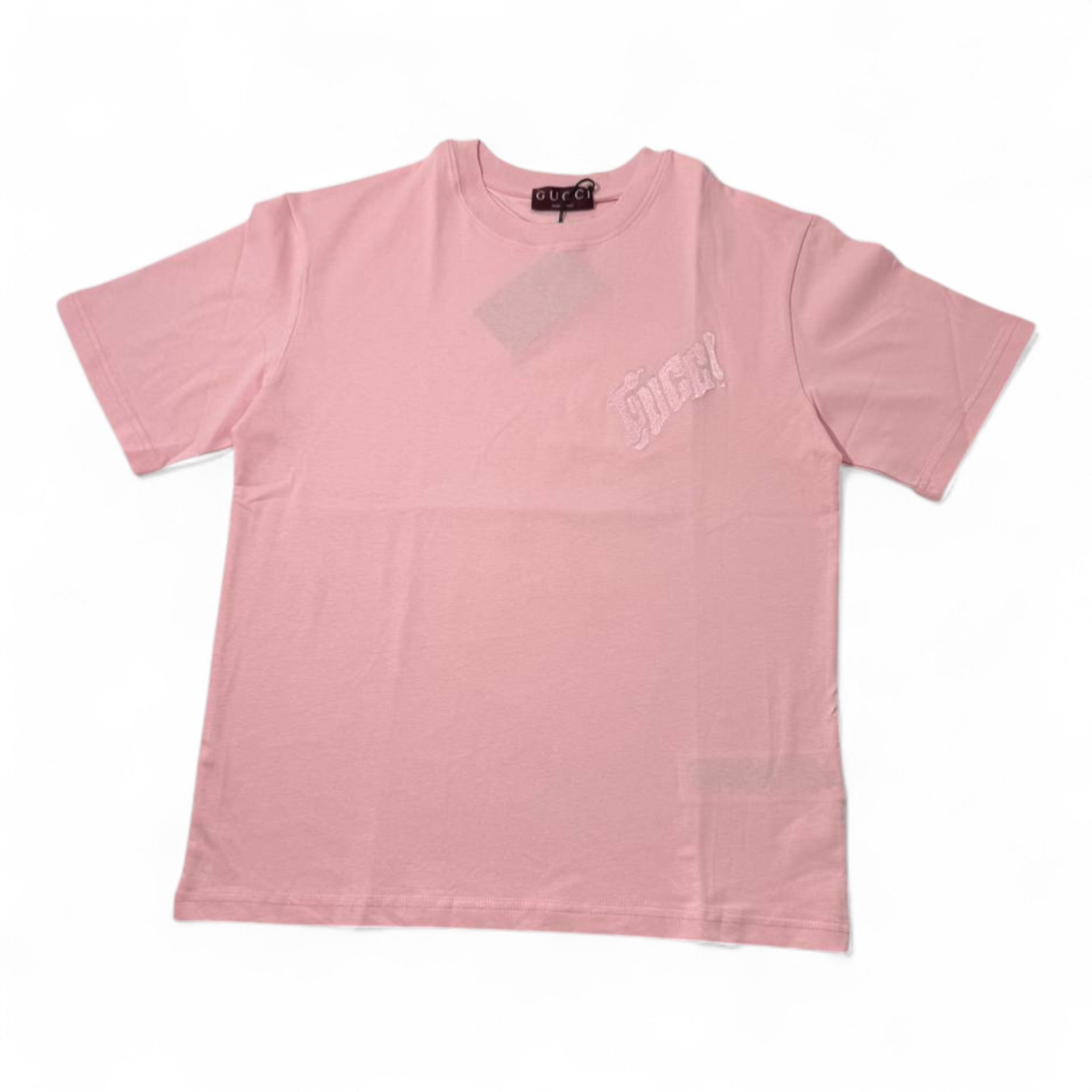 🎀 GUCCI Pink Graphic Logo Tee – Bold, Playful, Iconic! 💖